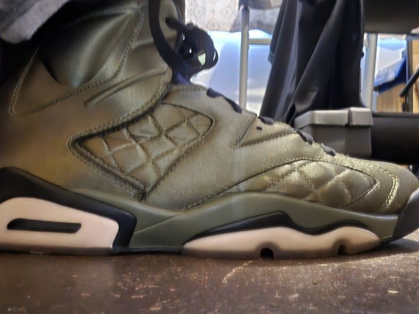 Jordan 6 Flight Jackets Size 12