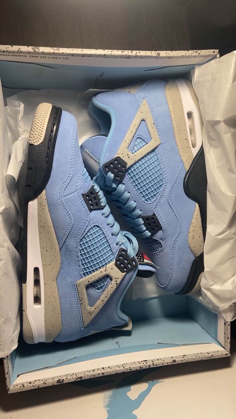 University Blues Size 8.5 