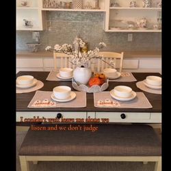 6pc Dinging Room Table Ashely’s Brand 