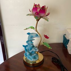 Rose dolphin lamp