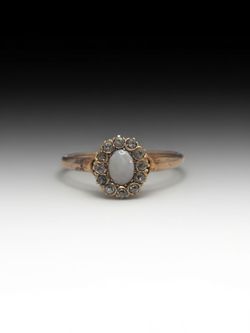 Opal & Diamond Halo 14k Gold Estate Ring (1.1 dwt)