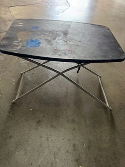 Kids painting table arts and crafts