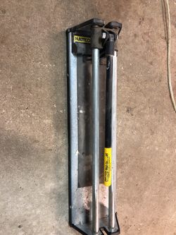 Tile cutter