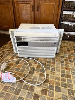 Danby AC Air Conditioning conditioner window unit 6,000 BTU Works great