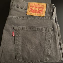 Men’s Levi’s Grey Size 34x32 511’s Brand New 