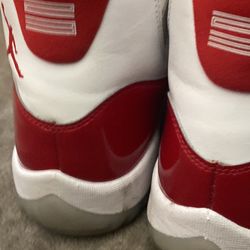 *BEST OFFER* Red Cherry Jordan 11s