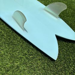 Fish Twin Fin High Gloss Glass Surfboard