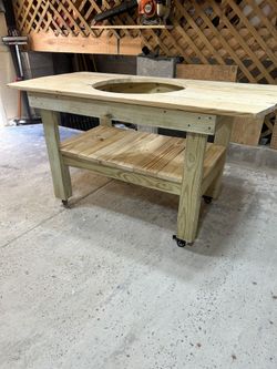 Big Green Egg table