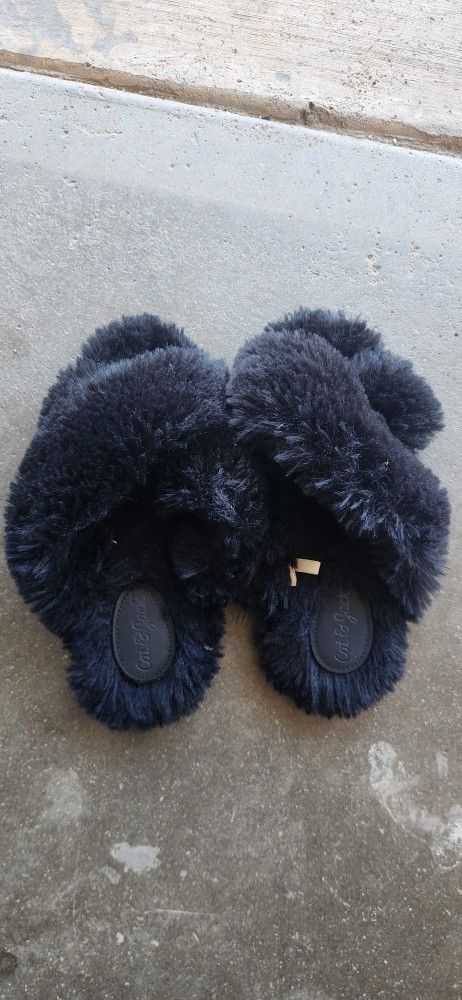 Cat & Jack Slippers