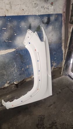 2016-2024 TOYOTA TACOMA LEFT FENDER