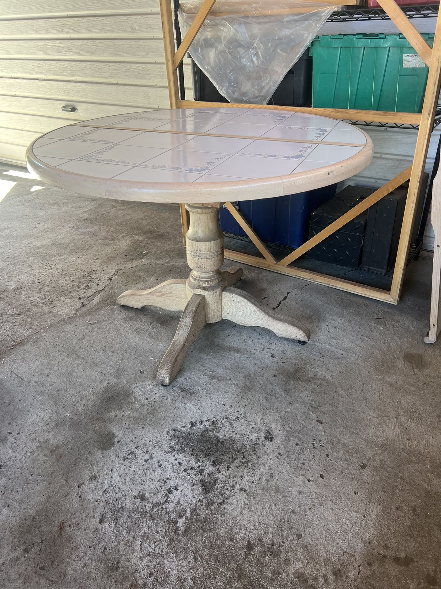 Wood Dining Table With Extensión
