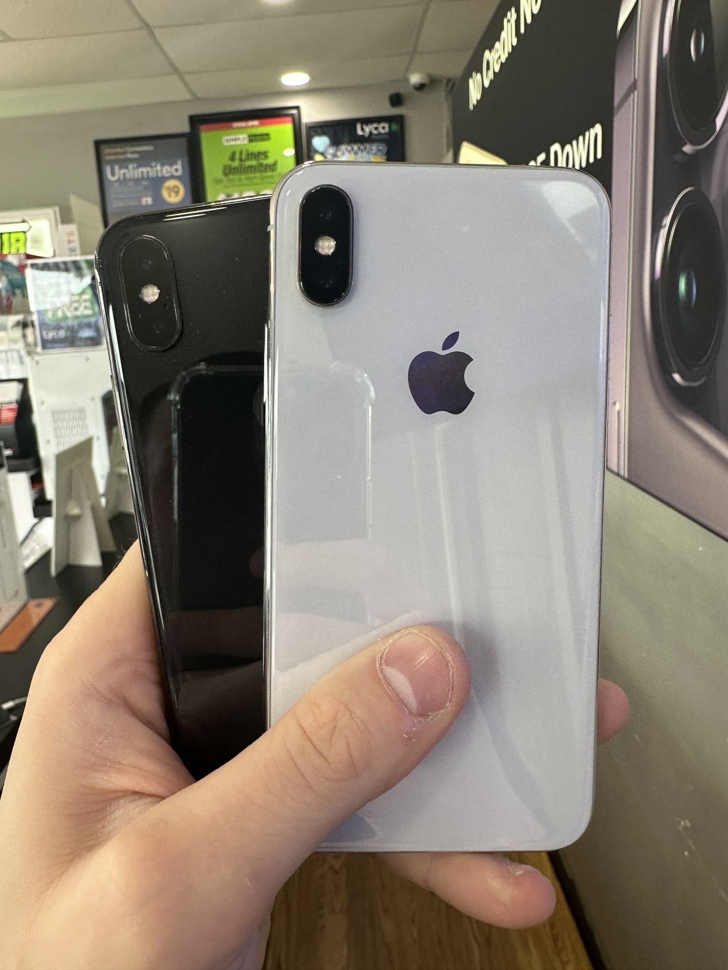 Unlocked iPhone X 64GB @ The Phone Hub