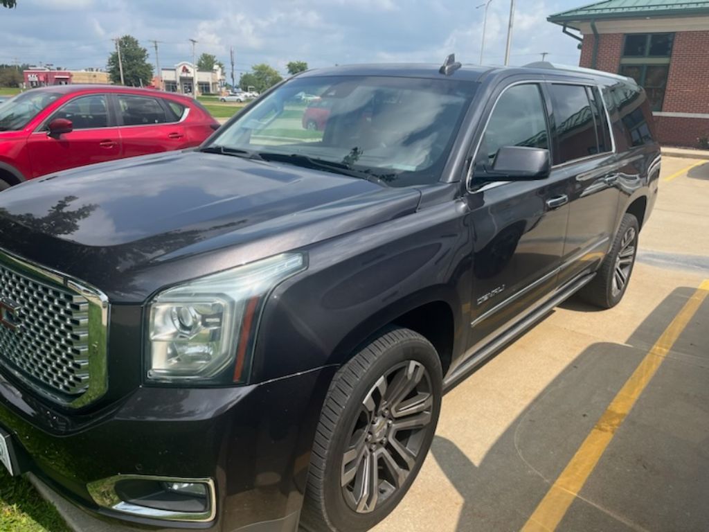 2017 GMC YUKON XL
