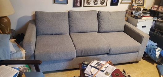 Gray couch excellent condition 7 feet