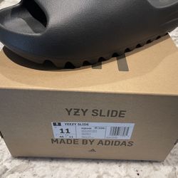 Yeezy Onyx Slide Sz 11