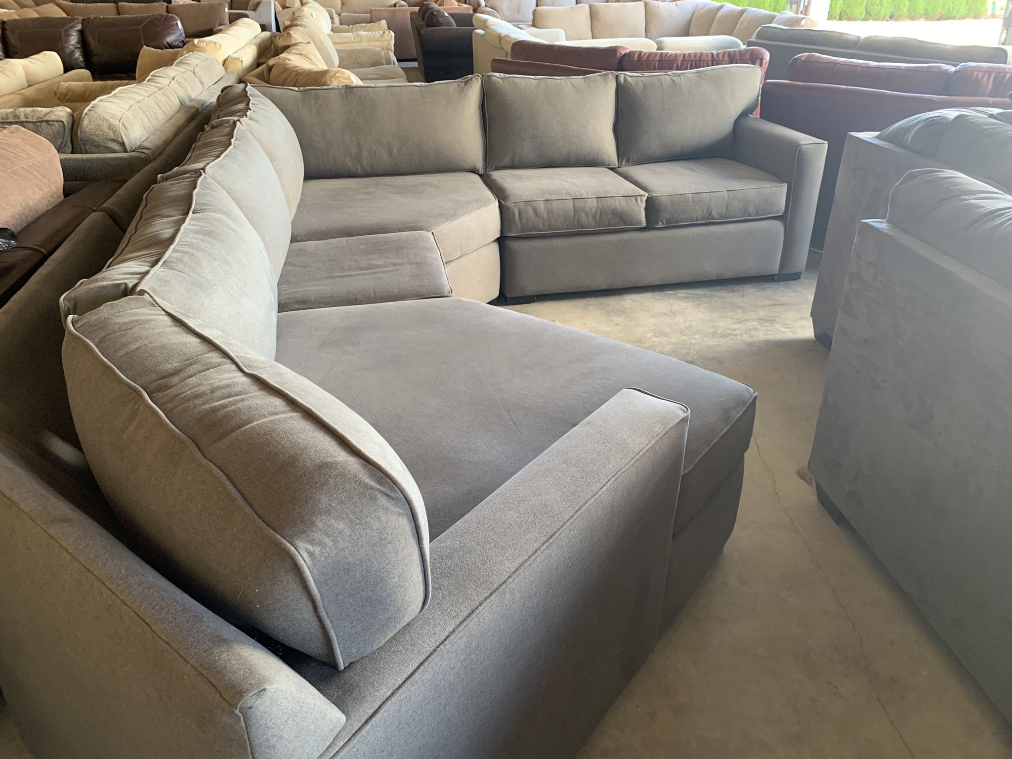 Modern Grey Wrap Around Sectional Couch “WE DELIVER”