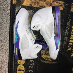 Size 13 Jordan Retro 5 Grape 5 Like New Condition Older Release Not The Ones That Just Came Out 