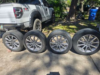 Acura or Honda Accord OEM 17 inch Rims and Tires in great condition,  Lug pattern 5x114.3mm
