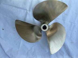 Propeller Acme 13 X 11.5 X 1 1/8 Left-Hand Three Blade
