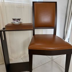 C-shaped side tray tables set of  2