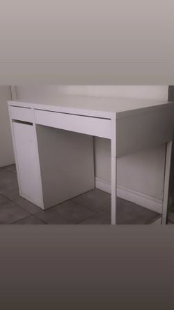 Nail desk/table