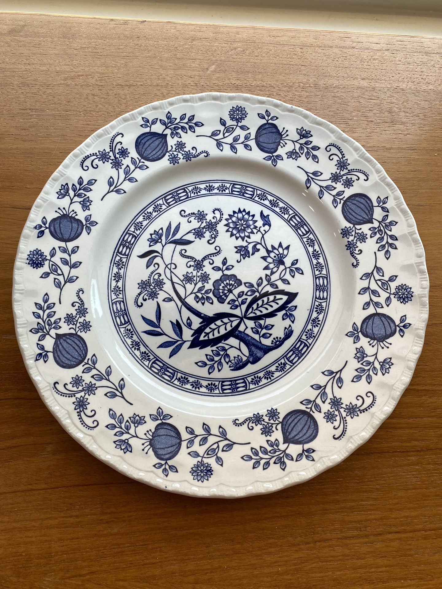 Enoch Wedgwood Blue Heritage Plate – Vintage English Fine China, Excellent Condition