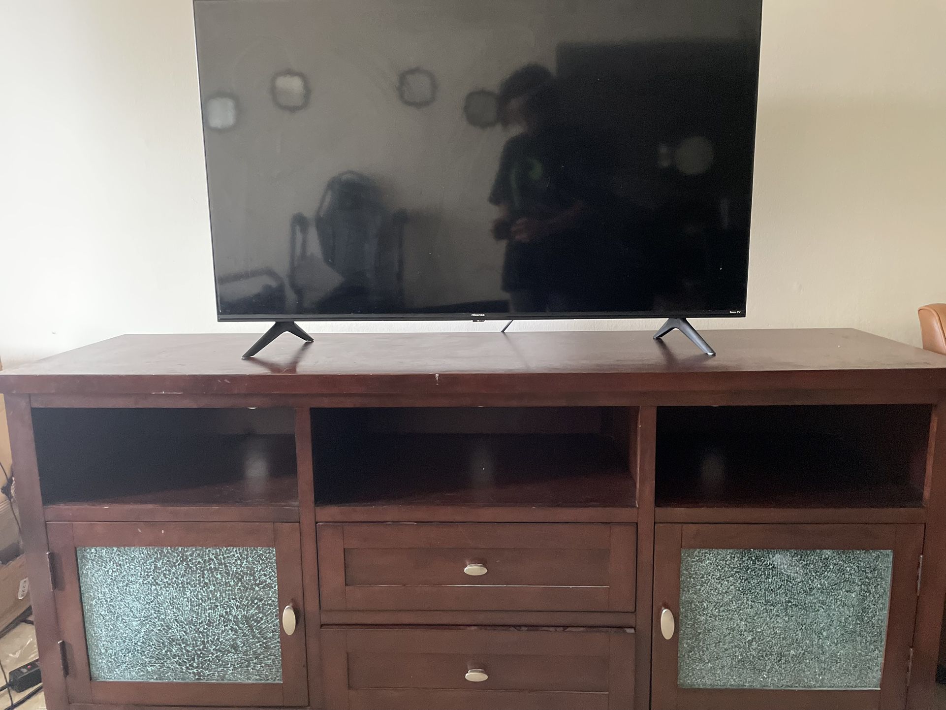 Tv Stand/entertainment Center - Storage For Consles And Games 