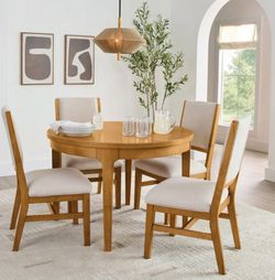 5 Piece Dining Room Set Table With 4 Chairs - NEW