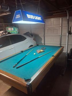 8ft Pool table