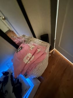 Cotton Wreath Sweatshorts Pink S / Pink
