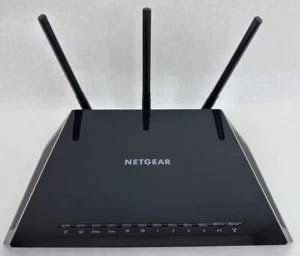 Netgear Nighthawk R6400 4-Port Gigabit Wireless AC1750 Router