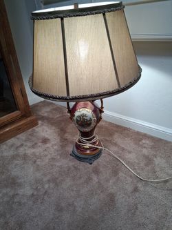 Lamp In Good Condition Pick Up Only