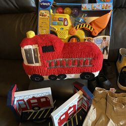 Toddler Toys And Clothes 