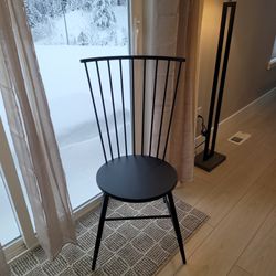 Iron rod dining Chairs - 6 total