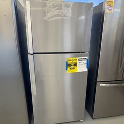 Whirlpool 30” 18.2 cu. ft. Top Freezer Refrigerator in Monochromatic Stainless Steel