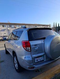 Toyota RAV4 SUV Silver