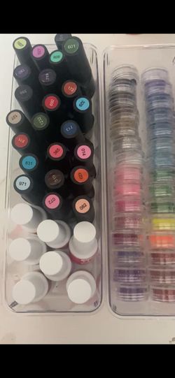 Nail polishes and acrylic