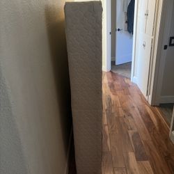 Queen Box spring Used