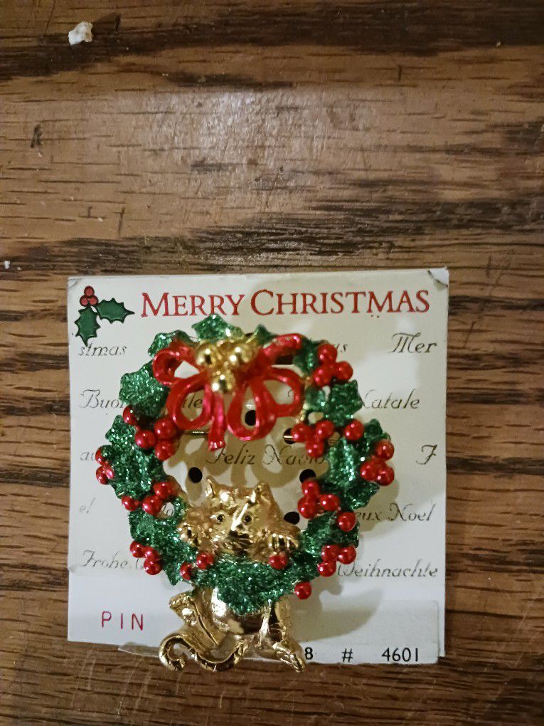 Ladys Christmas Pin 