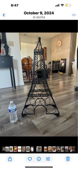 Eiffel Tower Metal Wine Rack