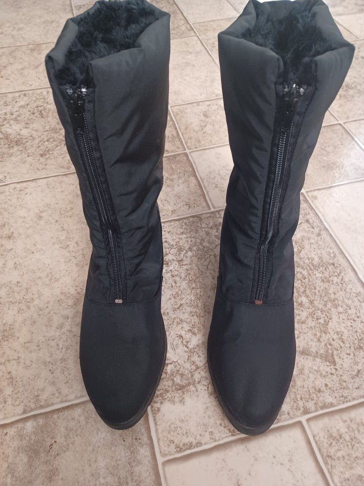 Women's Mid Calf Winter Boots Size 11