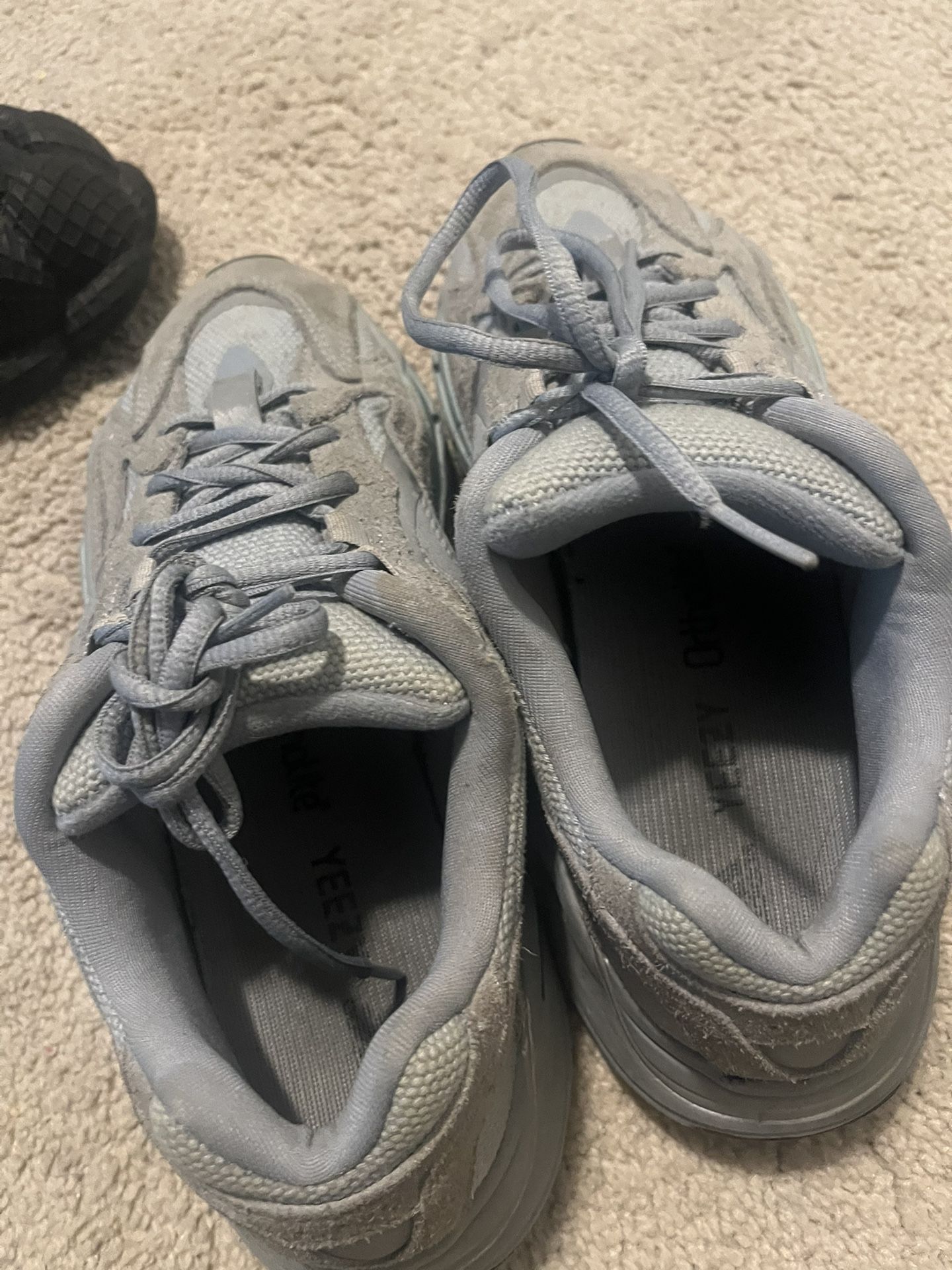 YEEZY SHOES
