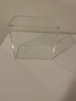 Acrylic case for booster boxes