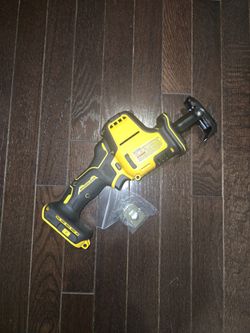 
DEWALT
ATOMIC 20V MAX Cordless Brushless Compact Reciprocating Saw (Tool Only)