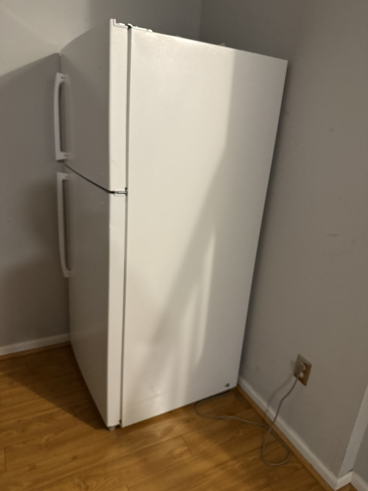 Refrigerator Normal Used $250