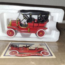 1909 Model T Touring Car Classic Die Cast Replica