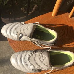 soccer cleats 
