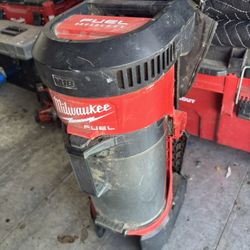 Milwaukee Backpack Vacuum