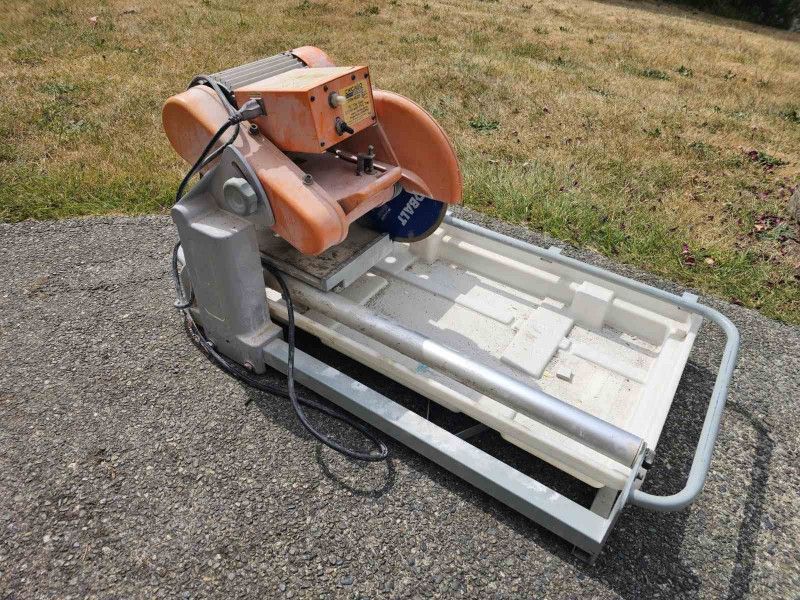 Wet Tile Saw