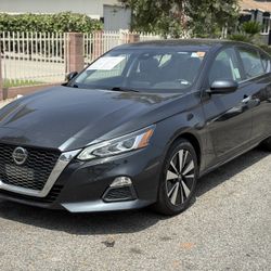2020 Nissan Altima